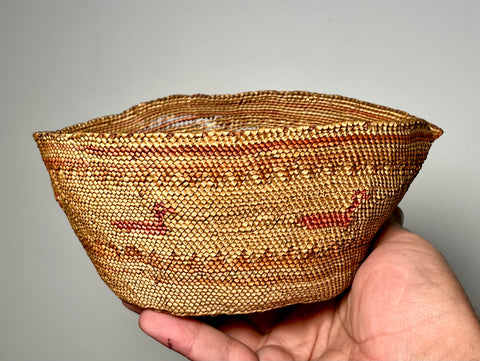 Vintage Pacific Northwest Coast Salish Cedar Root Grass Basket w. Duck Pattern.