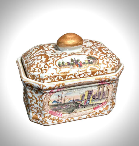 Vintage Hua Rong Tang Zhi Porcelain Lidded Box. Gold Filigree. European Scenery