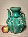 Antique Pouring Vessel 
Green Glaze. 
Hunan Province, China.
19th century 
Beautiful construction 
good condition. small chips at lip and spout ( as pictured )
No cracks. 
