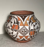 Acoma Pueblo pottery Ola. Circa 1940.